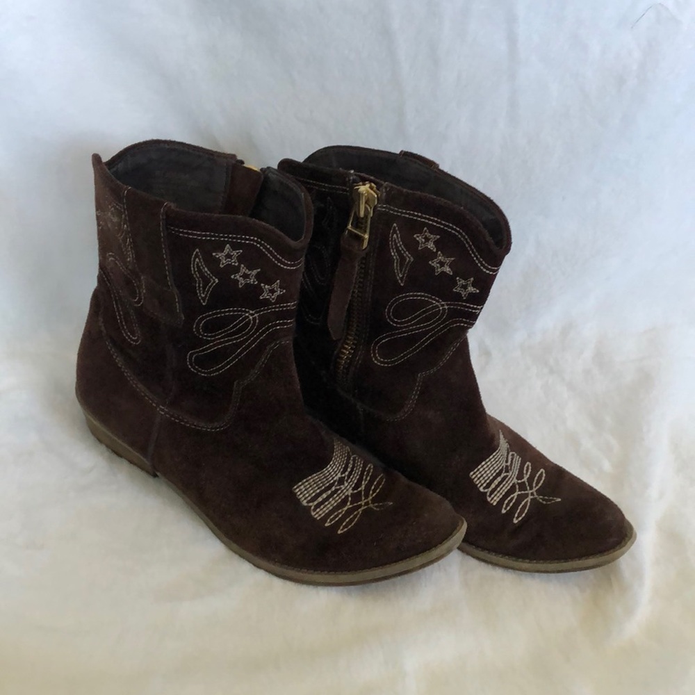 Boutique 9 brown suede cowgirl boots